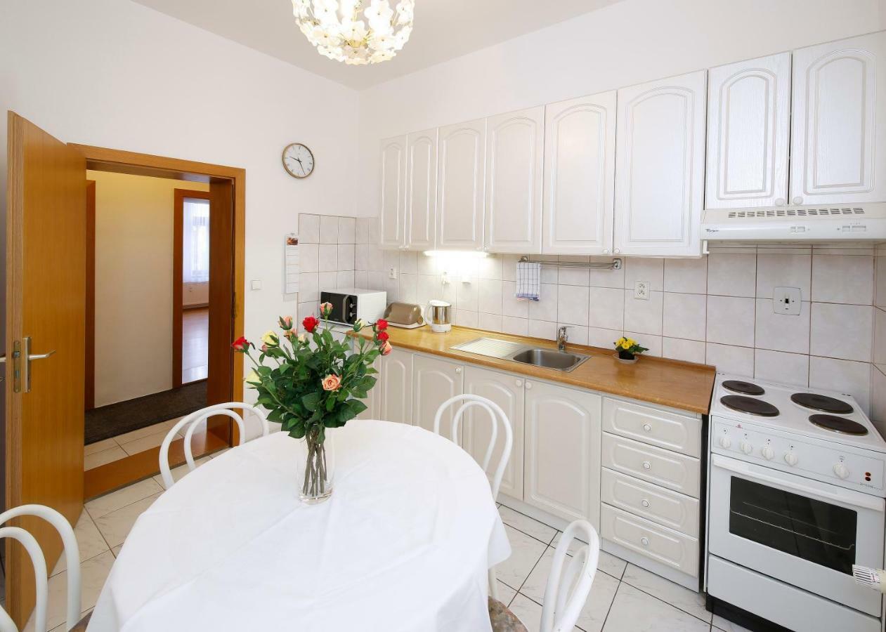 Apartman Moravska Карловы Вары Экстерьер фото
